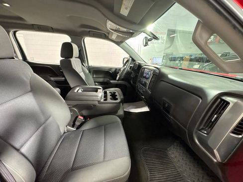 Used 2017 Chevrolet Silverado 1500 LT w/ All Star Edition AWD/4WD image 28