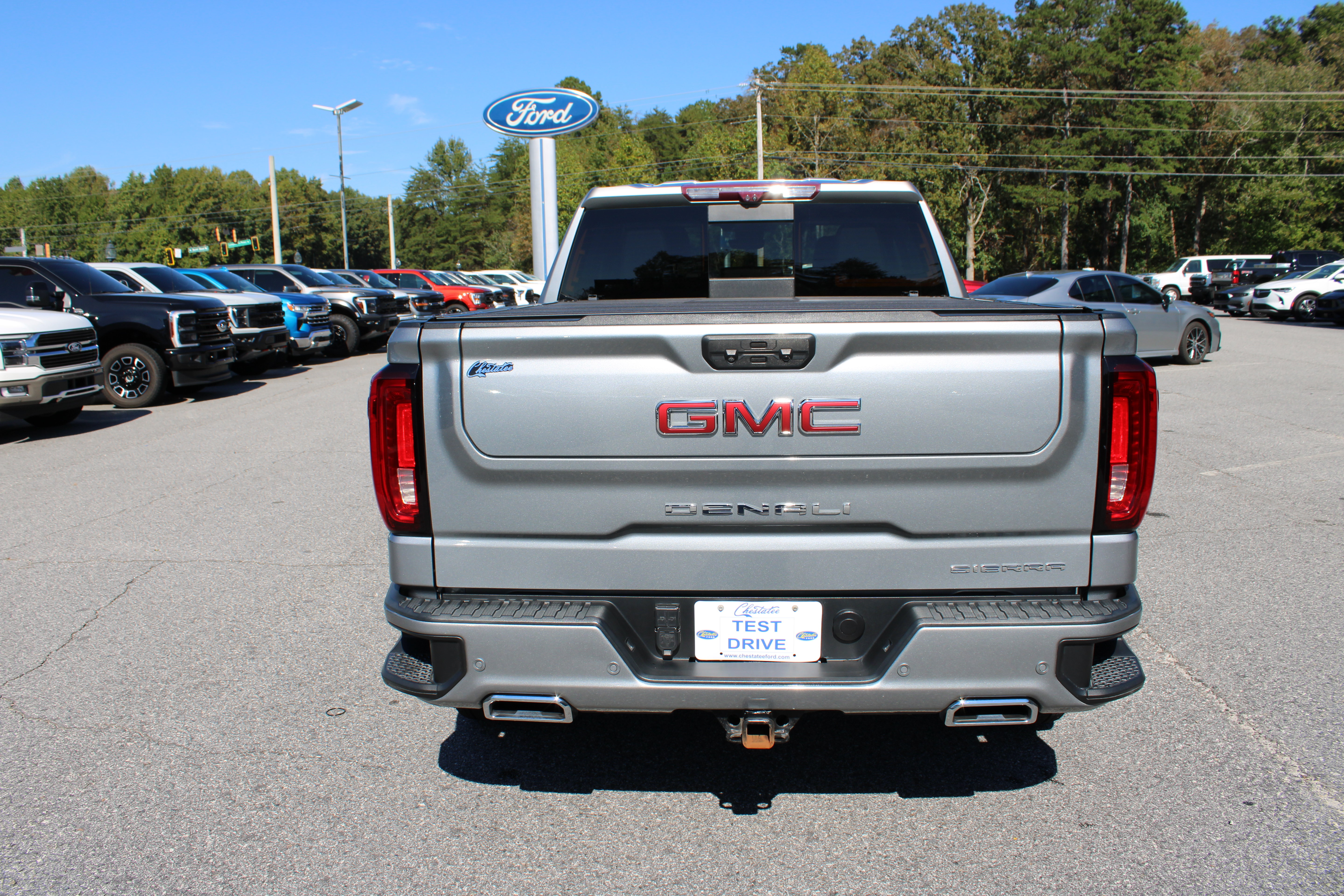 Used 2023 GMC Sierra 1500 Denali w/ Denali Reserve Package AWD/4WD image 7