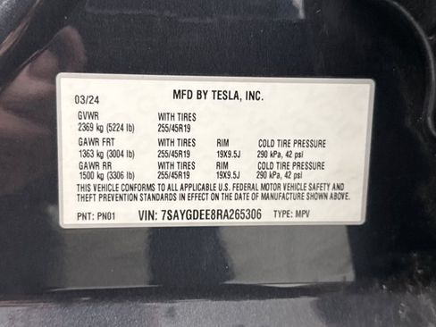 Used 2024 Tesla Model Y Long Range AWD/4WD image 11