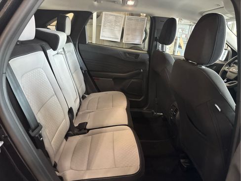 Used 2025 Ford Escape Active w/ Cold Weather Package AWD/4WD image 35