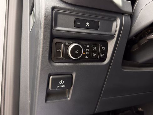 New 2025 Ford F150 XLT w/ Equipment Group 302A MID image 52