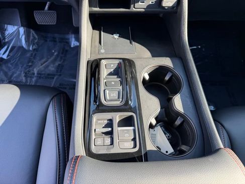 Certified 2025 Honda Pilot TrailSport image 20