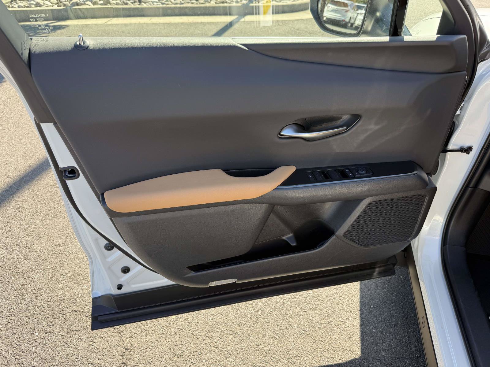 Used 2025 Lexus UX 300h AWD w/ Cold Area Package image 12