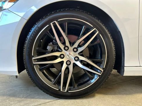 Certified 2022 Honda Accord Touring image 10