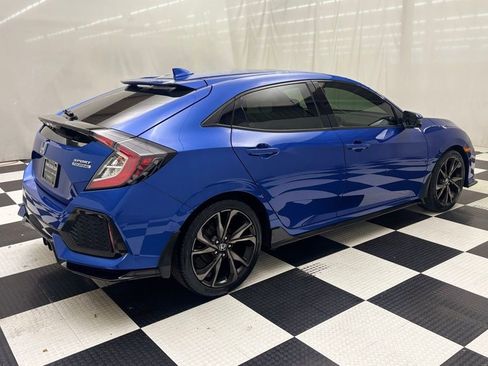 Used 2019 Honda Civic Sport Touring image 6