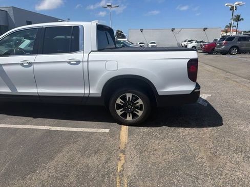 Used 2020 Honda Ridgeline RTL image 11