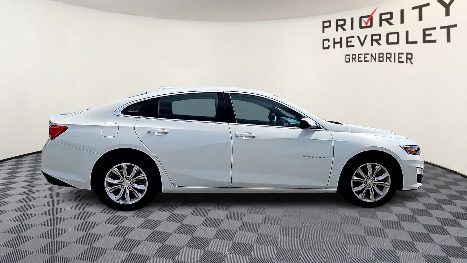 Used 2023 Chevrolet Malibu LT FWD image 9