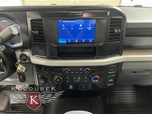Used 2026 Ford F250 XL w/ XL Chrome Package AWD/4WD image 16