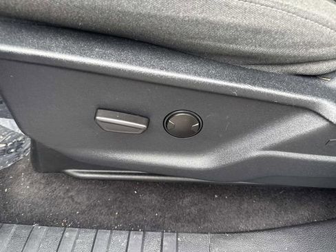 Used 2024 Ford F150 XLT w/ Mobile Office Package image 19