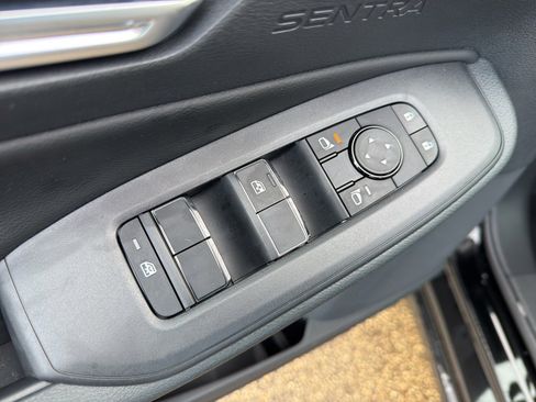 New 2026 Nissan Sentra SV image 11