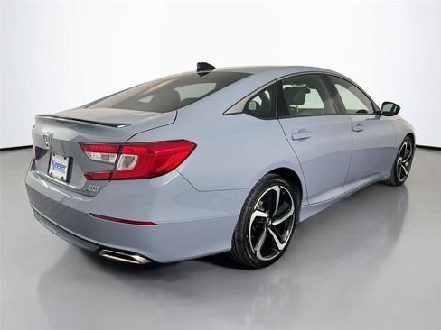 Used 2022 Honda Accord Sport image 6