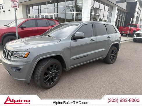 Used 2020 Jeep Grand Cherokee Altitude AWD/4WD image 1