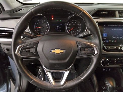 Used 2023 Chevrolet TrailBlazer LT w/ Sun and Liftgate Package AWD/4WD image 12