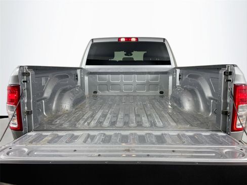 Used 2024 RAM 2500 Big Horn image 23
