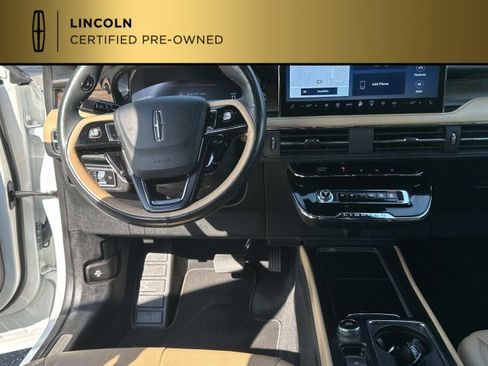 Certified 2023 Lincoln Corsair Reserve w/ Equipment Group 201A FWD image 13
