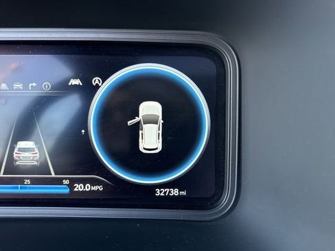 Used 2022 Hyundai Kona Limited image 9