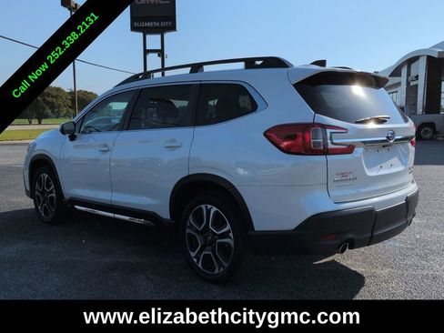 Used 2023 Subaru Ascent Limited AWD/4WD image 6