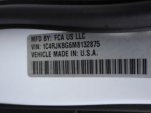 Used 2021 Jeep Grand Cherokee L Limited AWD/4WD image 50