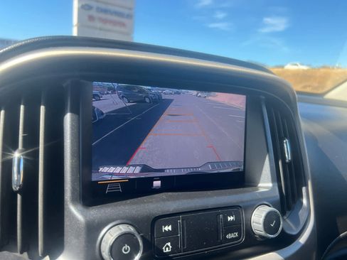 Used 2022 GMC Canyon Denali w/ Denali Black Edition Package image 19