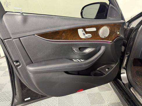 Used 2022 Mercedes-Benz E 450 4MATIC Sedan image 22
