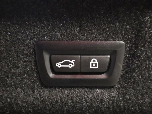 Used 2022 BMW M3 w/ Executive Package image 38