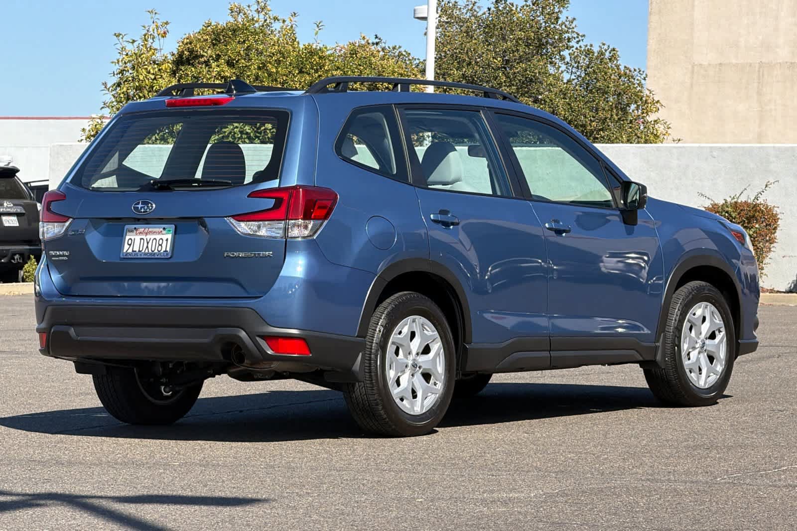 Used 2024 Subaru Forester AWD/4WD image 2