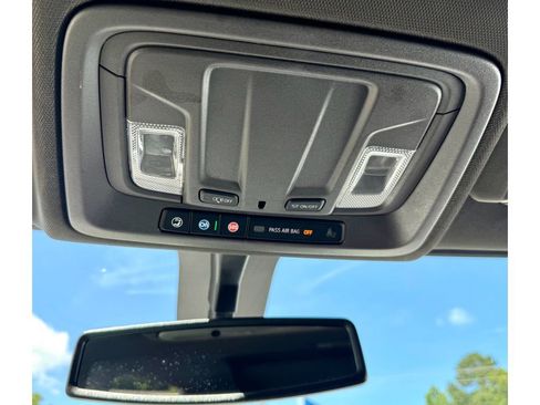 Used 2023 Chevrolet Silverado 2500 LTZ image 11