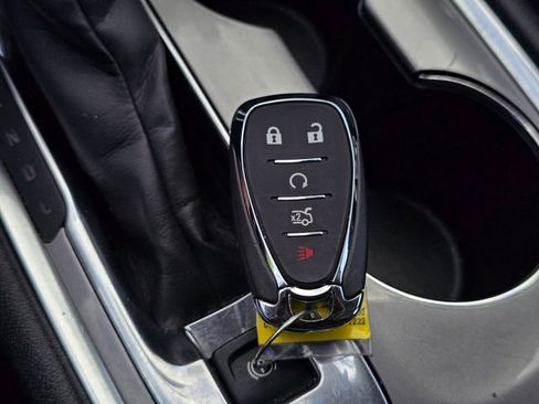 Used 2024 Chevrolet Malibu LT FWD image 32