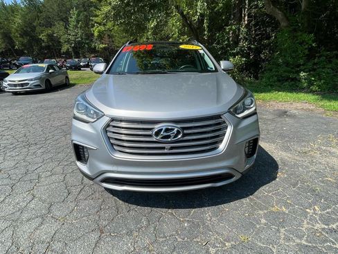 Used 2017 Hyundai Santa Fe AWD image 13