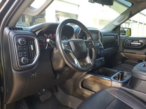 Used 2021 Chevrolet Silverado 1500 LT Trail Boss w/ Convenience Package II AWD/4WD image 21