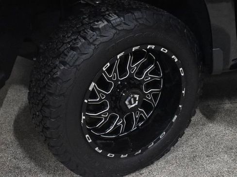 Used 2022 Chevrolet Silverado 1500 LT Trail Boss w/ Safety Package image 13