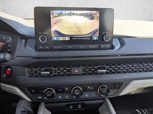 Used 2025 Honda Accord SE image 14