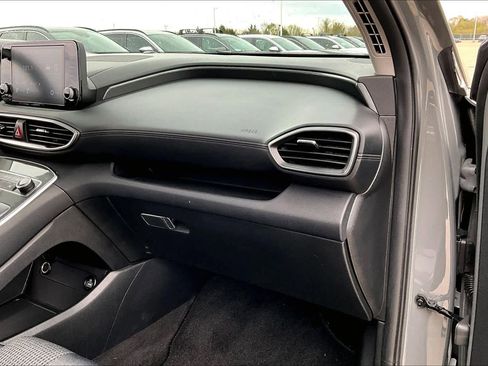 Certified 2022 Hyundai Santa Fe SEL image 16