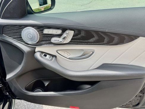 Used 2016 Mercedes-Benz C 300 4MATIC Sedan image 19