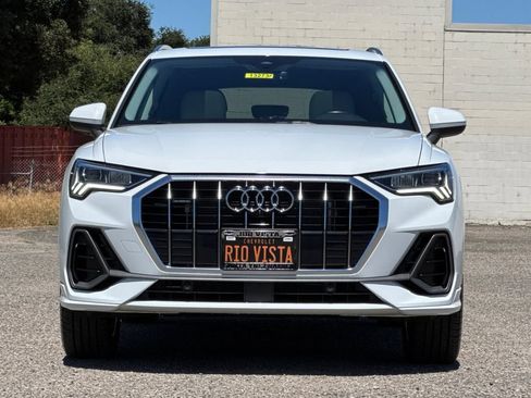 Used 2022 Audi Q3 2.0T Premium Plus w/ Premium Plus Package AWD/4WD image 9