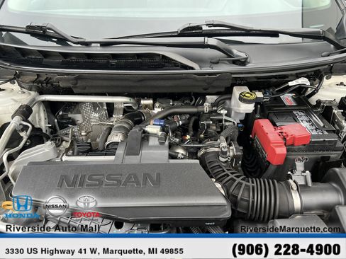 Used 2024 Nissan Rogue S image 13