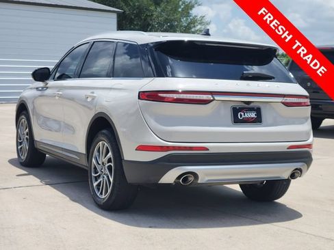 Used 2022 Lincoln Corsair FWD w/ Equipment Group 101A image 5