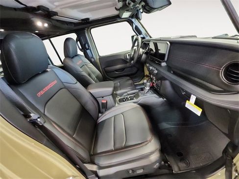 New 2025 Jeep Gladiator Rubicon w/ Convenience Group image 15