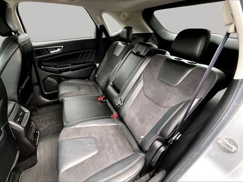 Used 2016 Ford Edge Sport w/ Technology Package AWD/4WD image 21