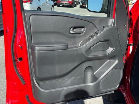 New 2026 Nissan Frontier SV w/ SV Convenience Package image 10