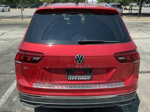 Used 2022 Volkswagen Tiguan SE FWD image 7