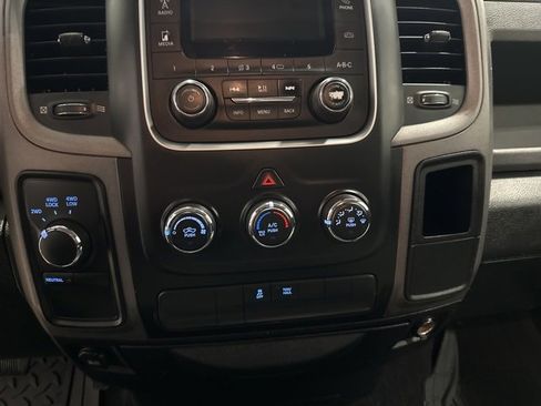 Used 2017 RAM 1500 ST w/ SXT Appearance Group image 20