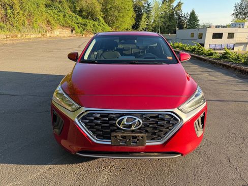 Used 2020 Hyundai Ioniq Blue FWD image 4