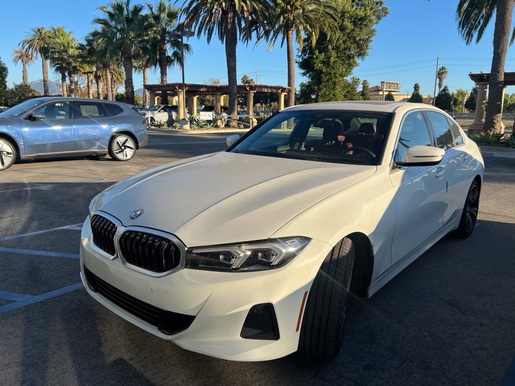 Used 2024 BMW 330i Sedan w/ Convenience Package RWD image 5