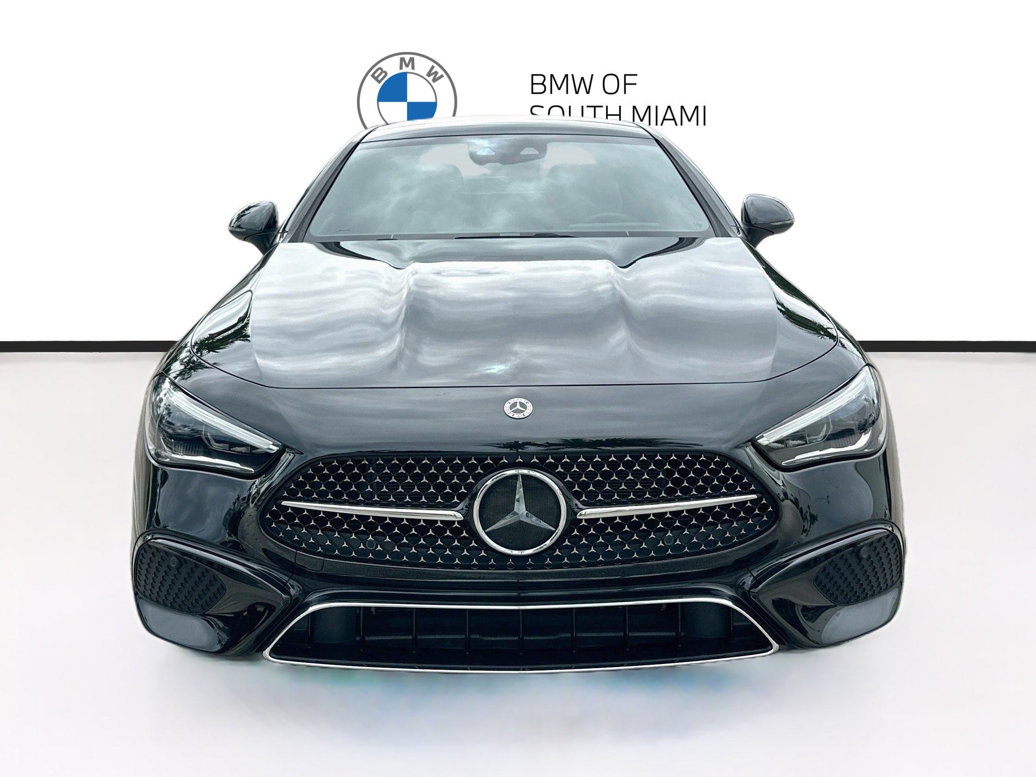 Used 2024 Mercedes-Benz CLE 300 4MATIC Coupe image 2