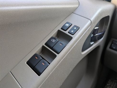 Used 2018 Nissan Frontier SV w/ Value Truck Package image 23