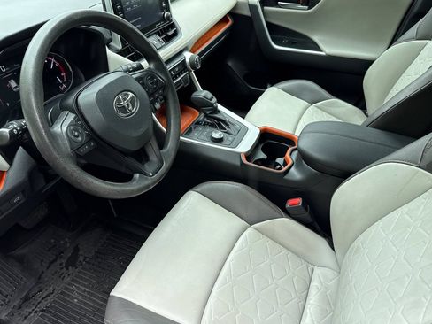Used 2019 Toyota RAV4 Adventure AWD/4WD image 10