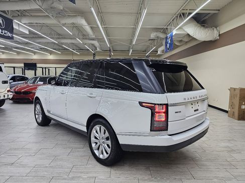 Used 2016 Land Rover Range Rover HSE image 9