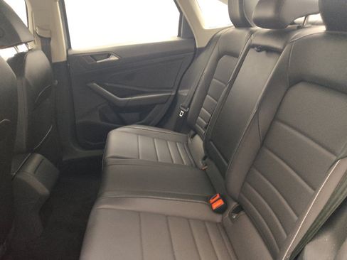 Used 2024 Volkswagen Jetta SE FWD image 18