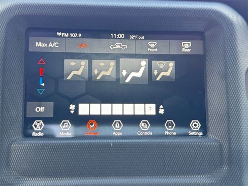 Used 2023 Jeep Gladiator Sport image 19